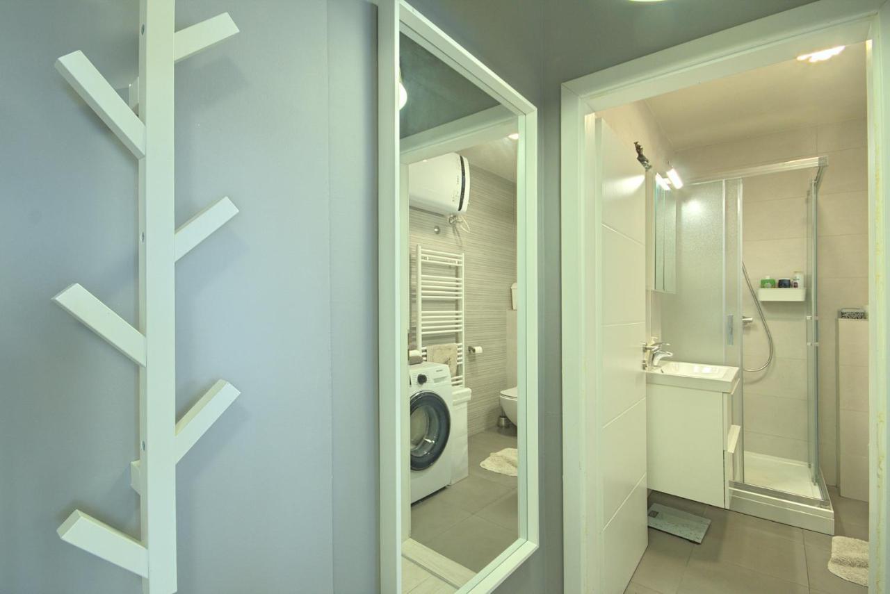 App Enterprise Umag Appartement Buitenkant foto