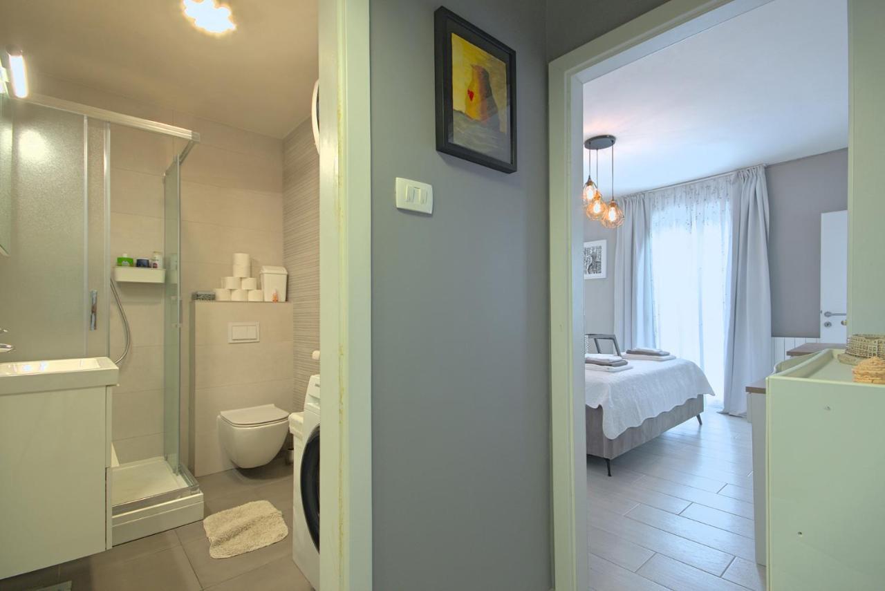 App Enterprise Umag Appartement Buitenkant foto